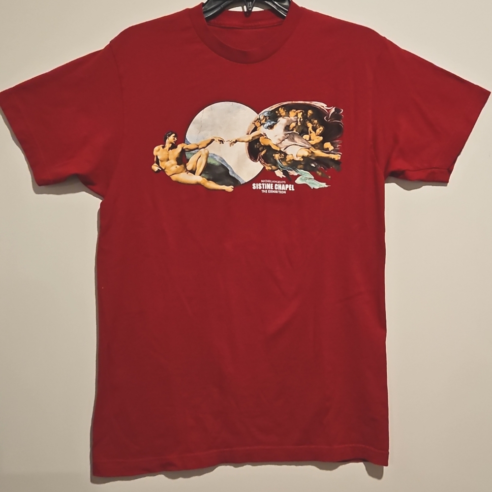 Michelangelo's Sistine Chapel The Exhibition Red short sleeve tee shirt Med.